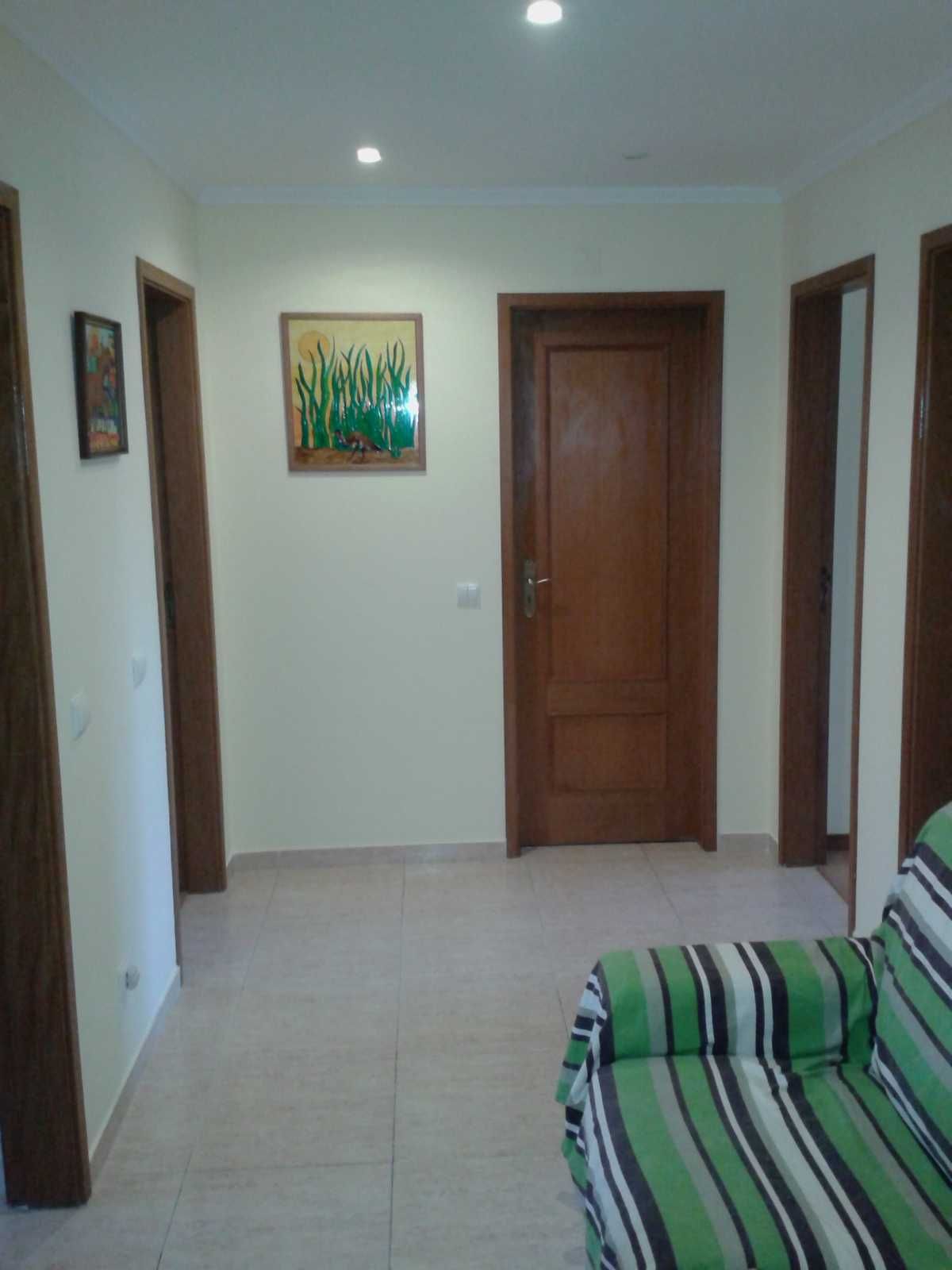 Arrenda 2 Quartos com WC privado (Universidade FCT - Monte Caparica )