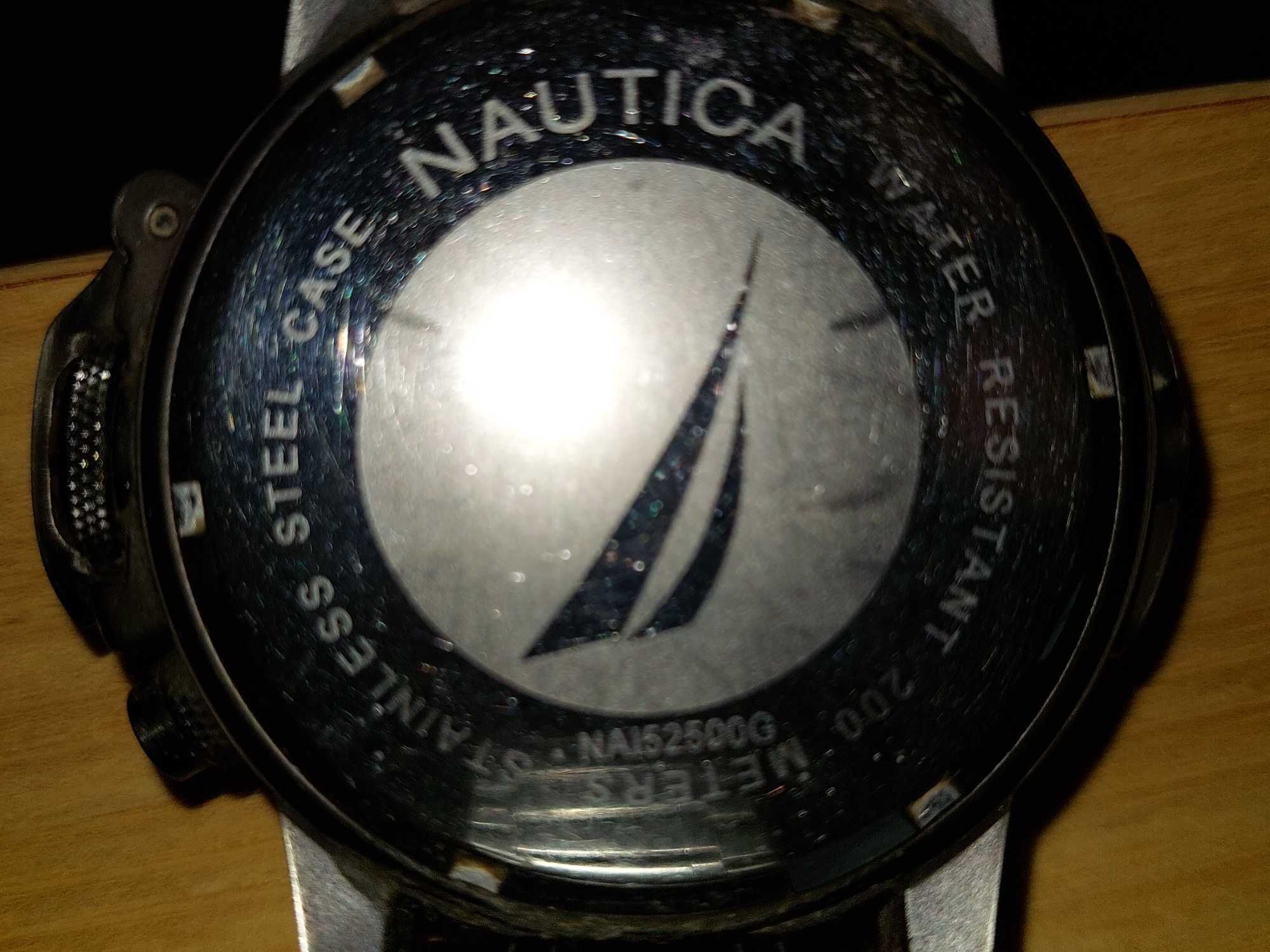 Zegarek Nautica NAI52500G, Wodoszczelność 200m do nurkowania z butlami