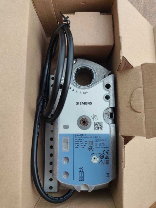 Привід повітряної заслінки, пресостат, кулачковий перемикач 32А ір65