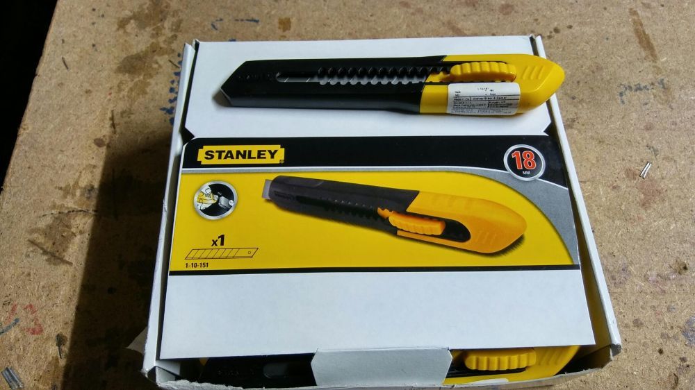 Nozyki typu Stanley ostrze 18 mm