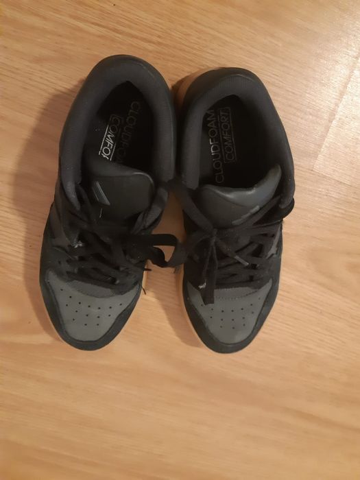 Vendo 8 pares de ténis marca adidas e Nike