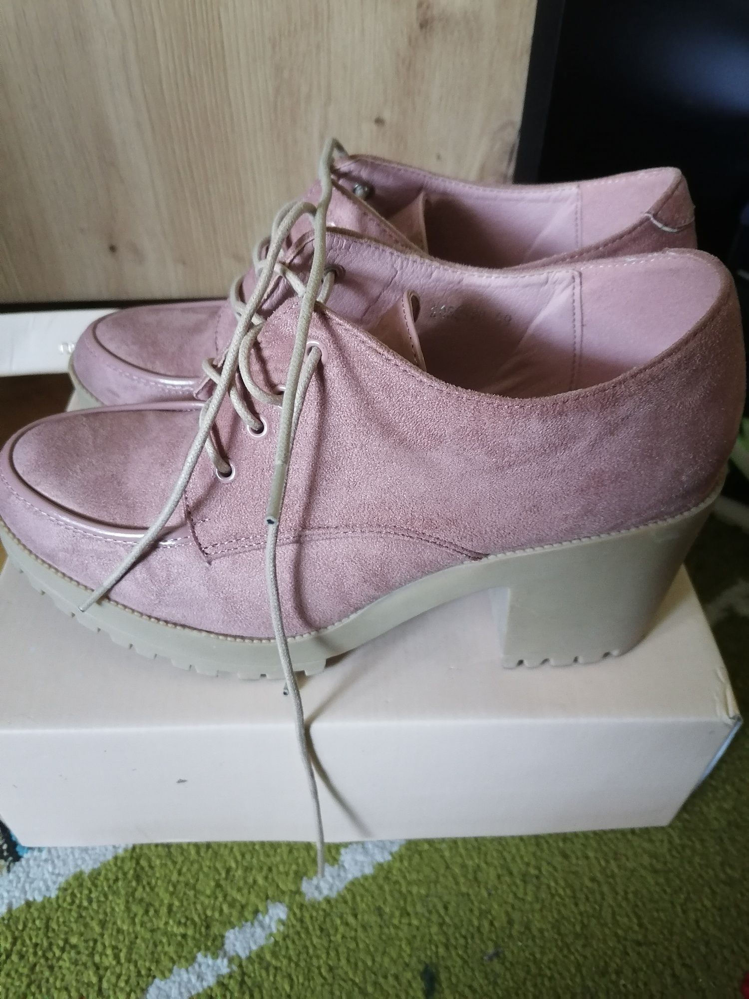 Buty Mokasyny rozm 39