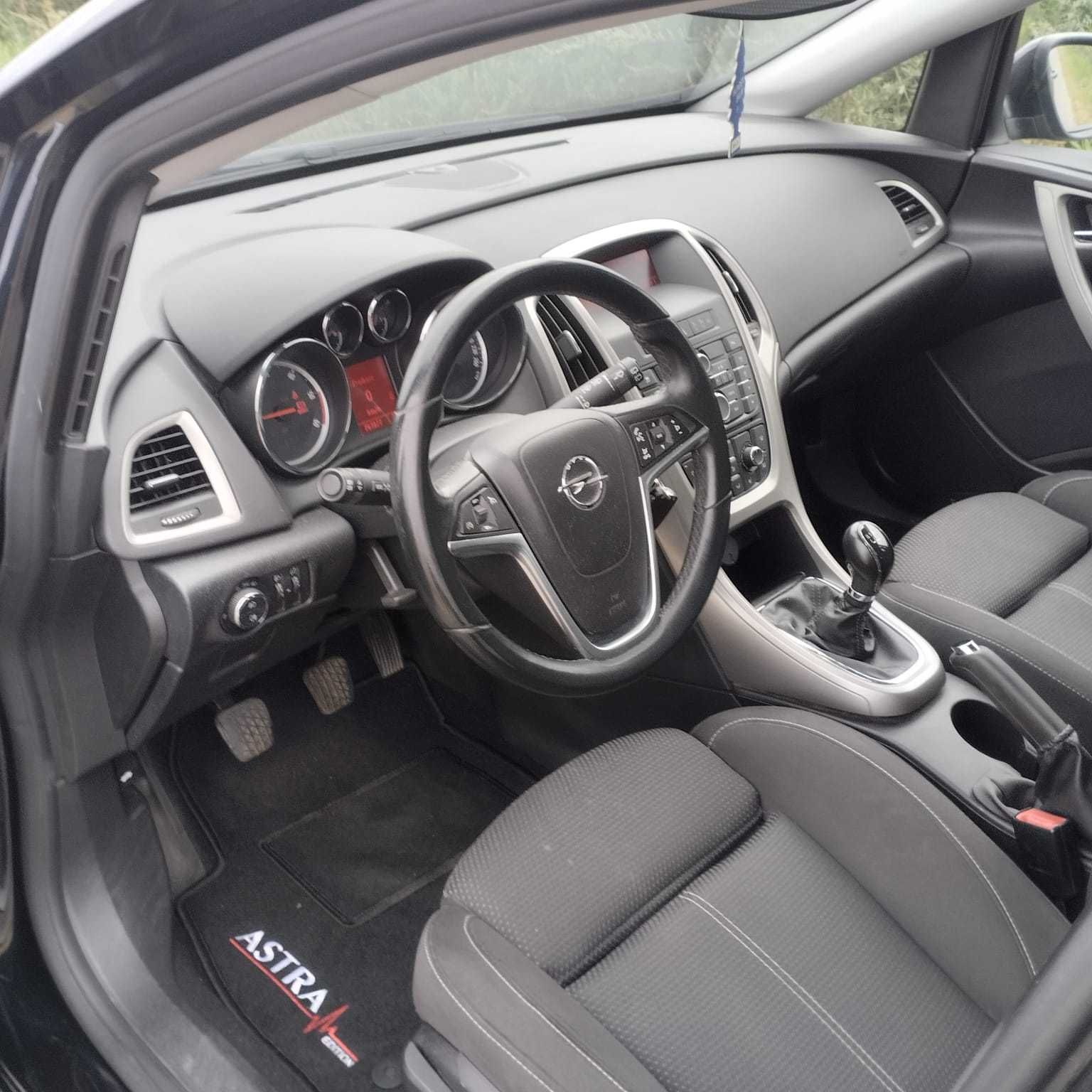 Opel Astra J 1,7 CDTI