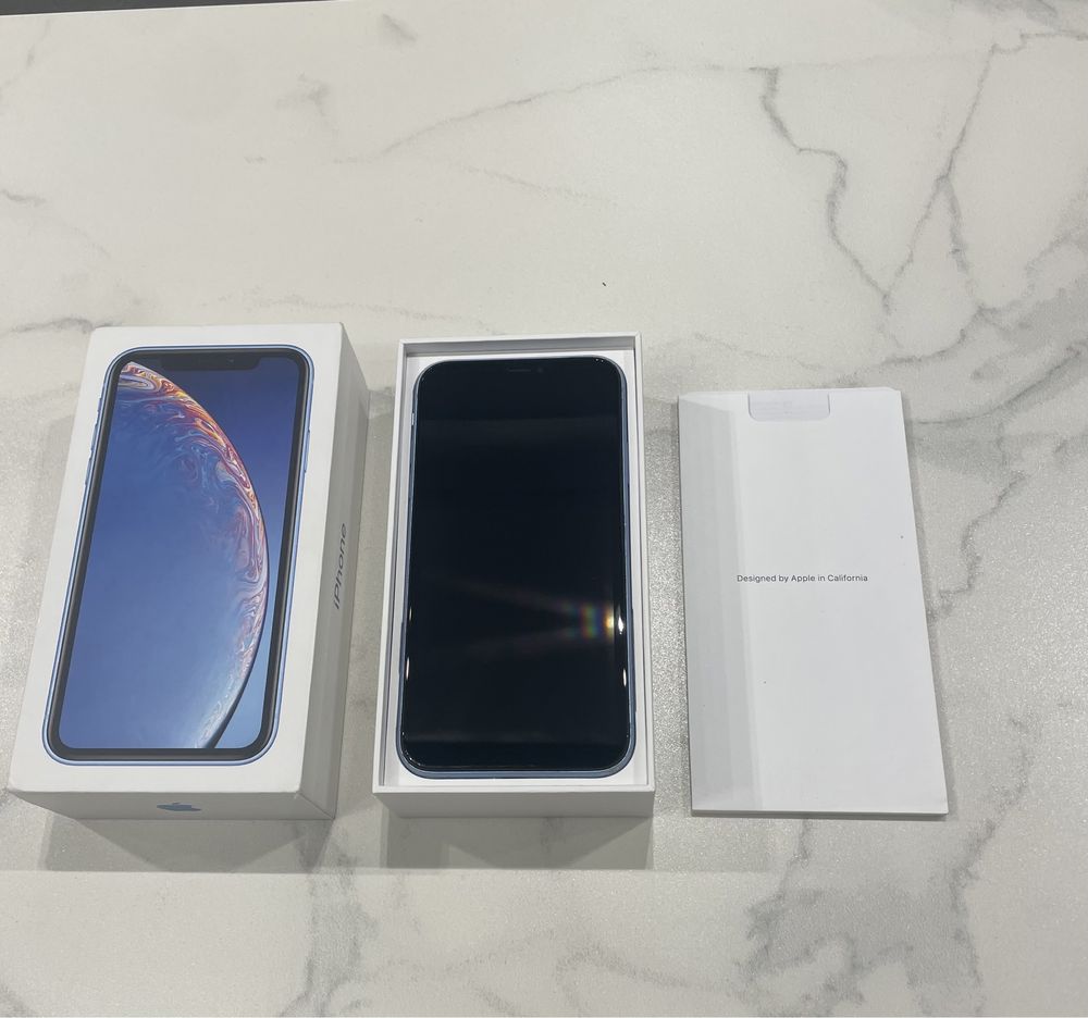 IPhone XR 64gb blue