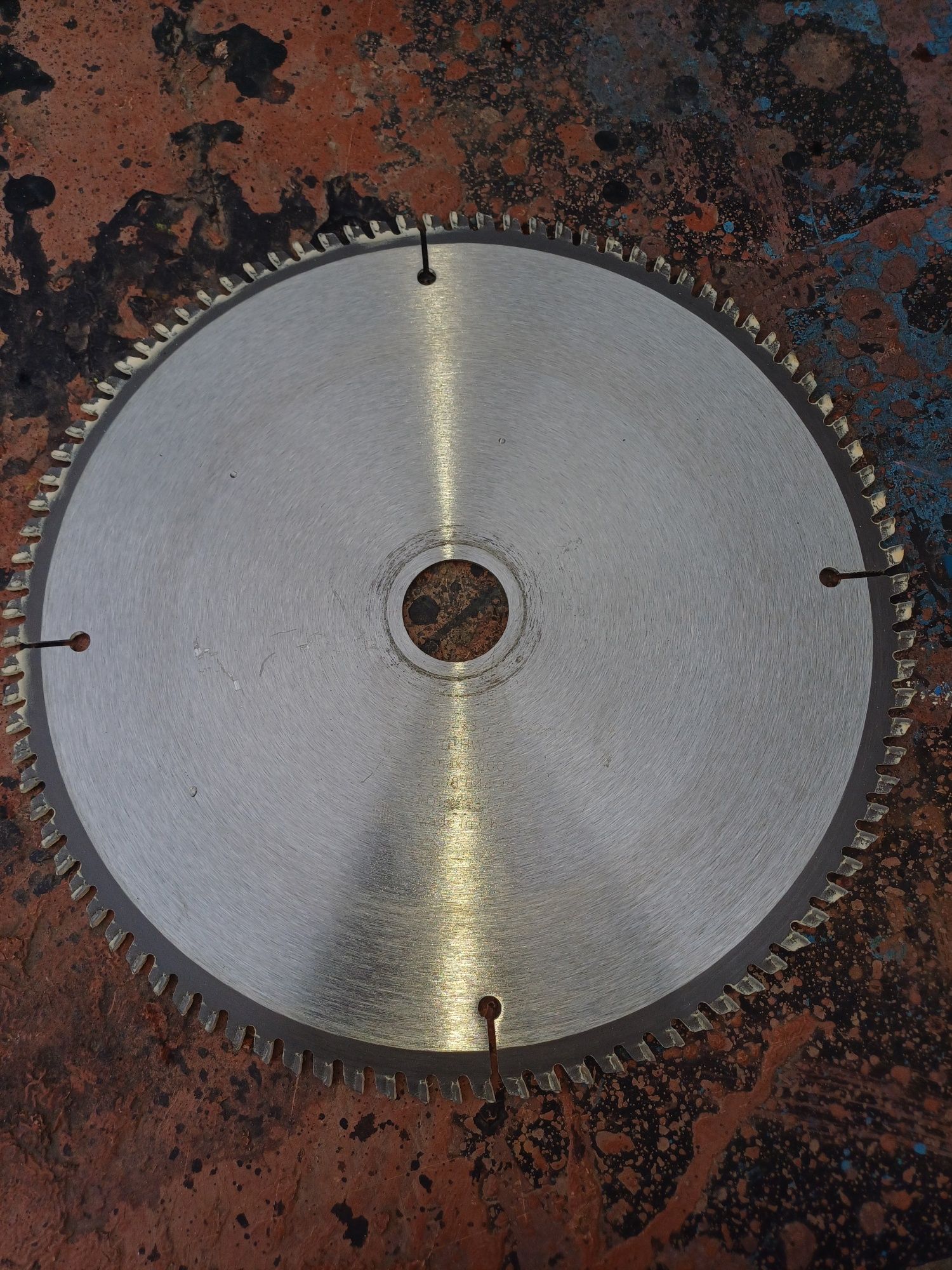 Пильний диск Bosch діаметр 254мм,96 зубів,внутрішній діаметр 30мм