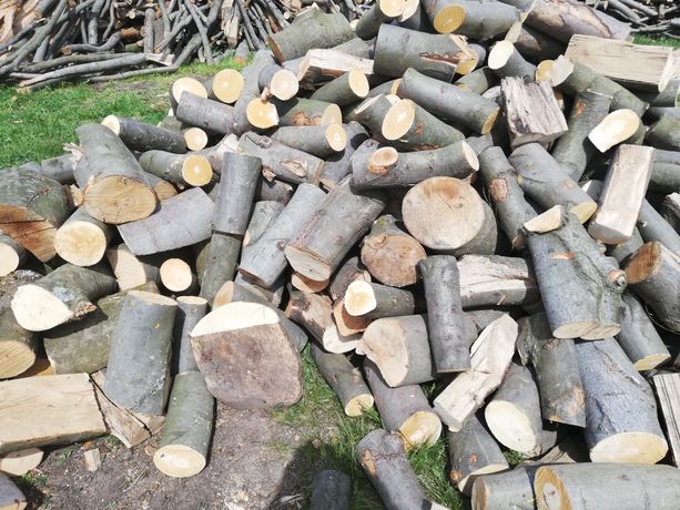 Drewno opałowe sezonowane