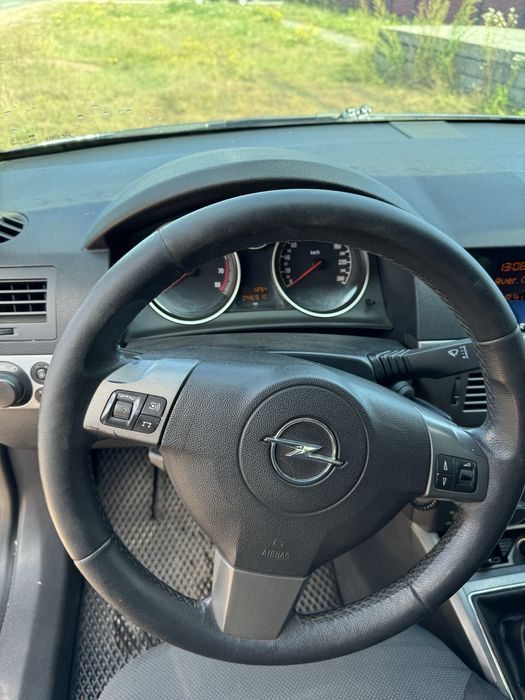 Продам автомобіль