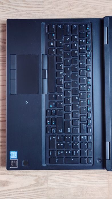 DELL Precision 7530 i7 32 GB RAM 512 GB NVME NVidia P2000 15,6 FHD