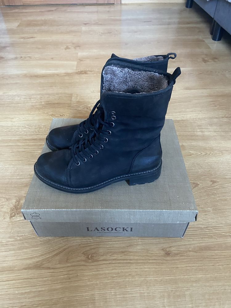 Czarne buty zimowe botki Lasocki 38 skóra viral zima