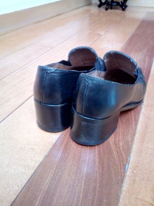 Sapatos  fechado / aberto Tam. 37, desde