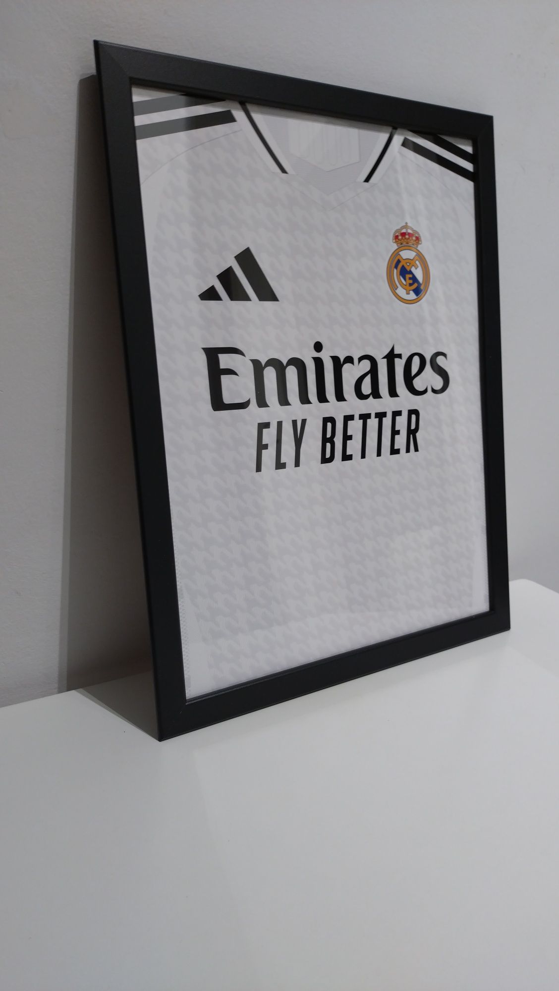 Real Madryt plakat koszulka 30x40cm w ramce Ikea gruby papier jakoś HQ