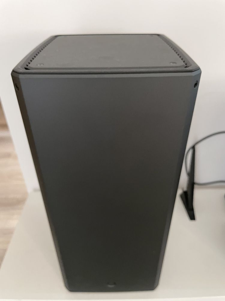 Obudowa komputerowa ITX Louqe Raw S1