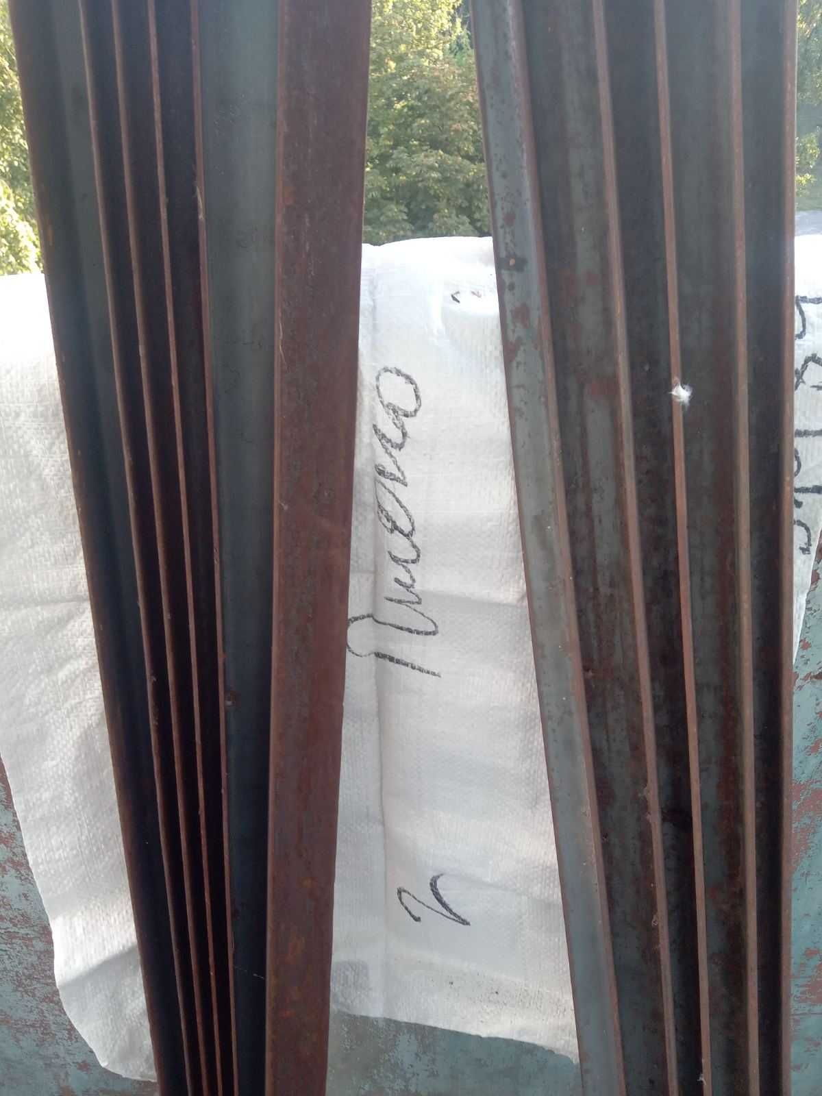 продам металеві уголки