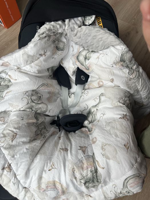 Stokke xplory v6 2w1 + fotelik + dodatki