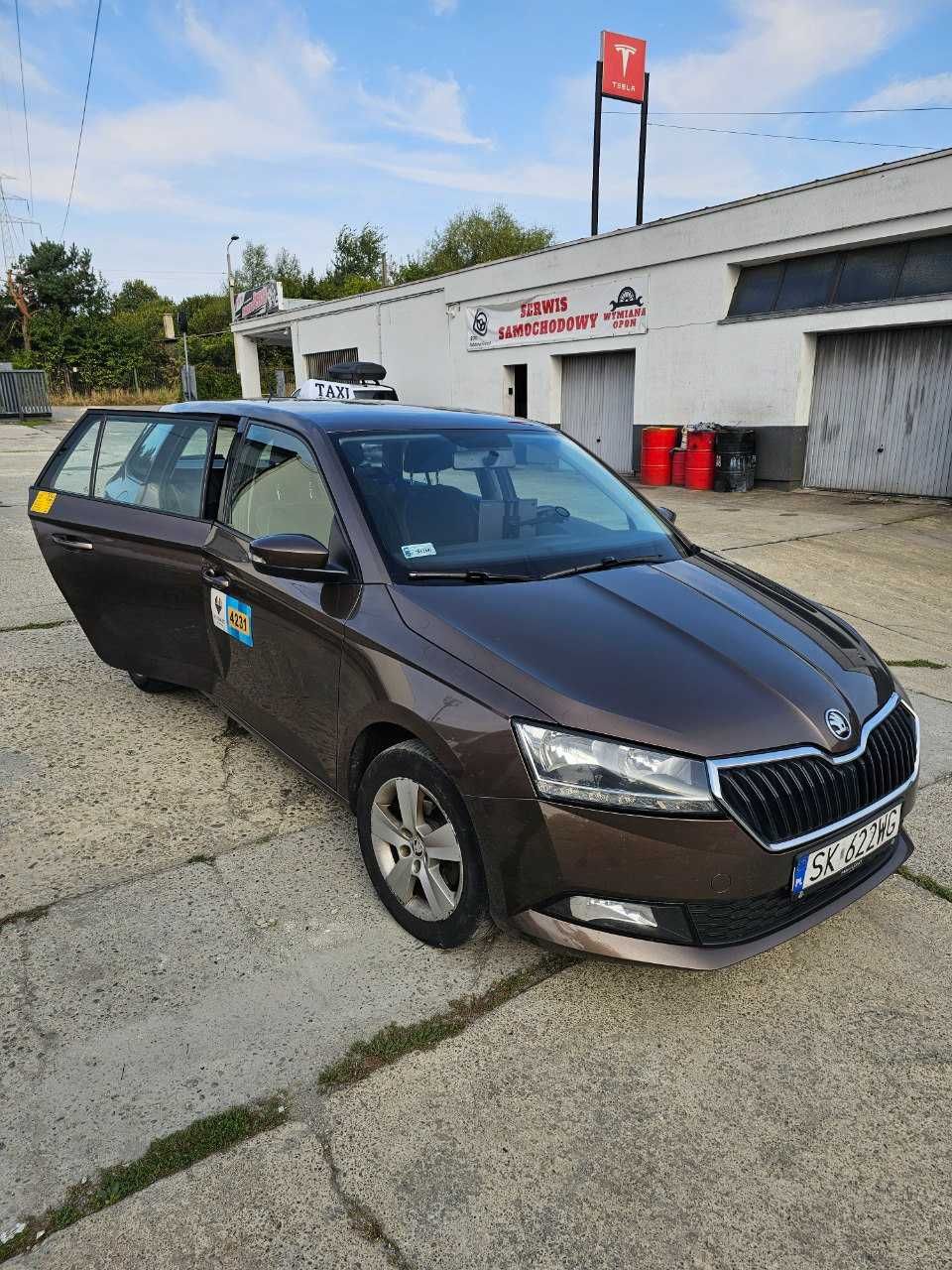 Auto wynajem samochodów, uber, bolt, Corolla od 650zł, wypożyczalnia