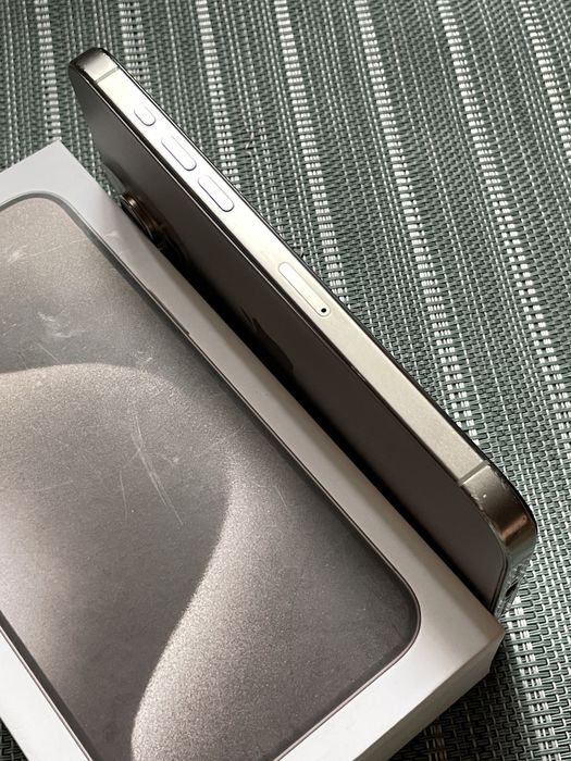 iPhone 15 Pro Max 256GB Natural Titanium