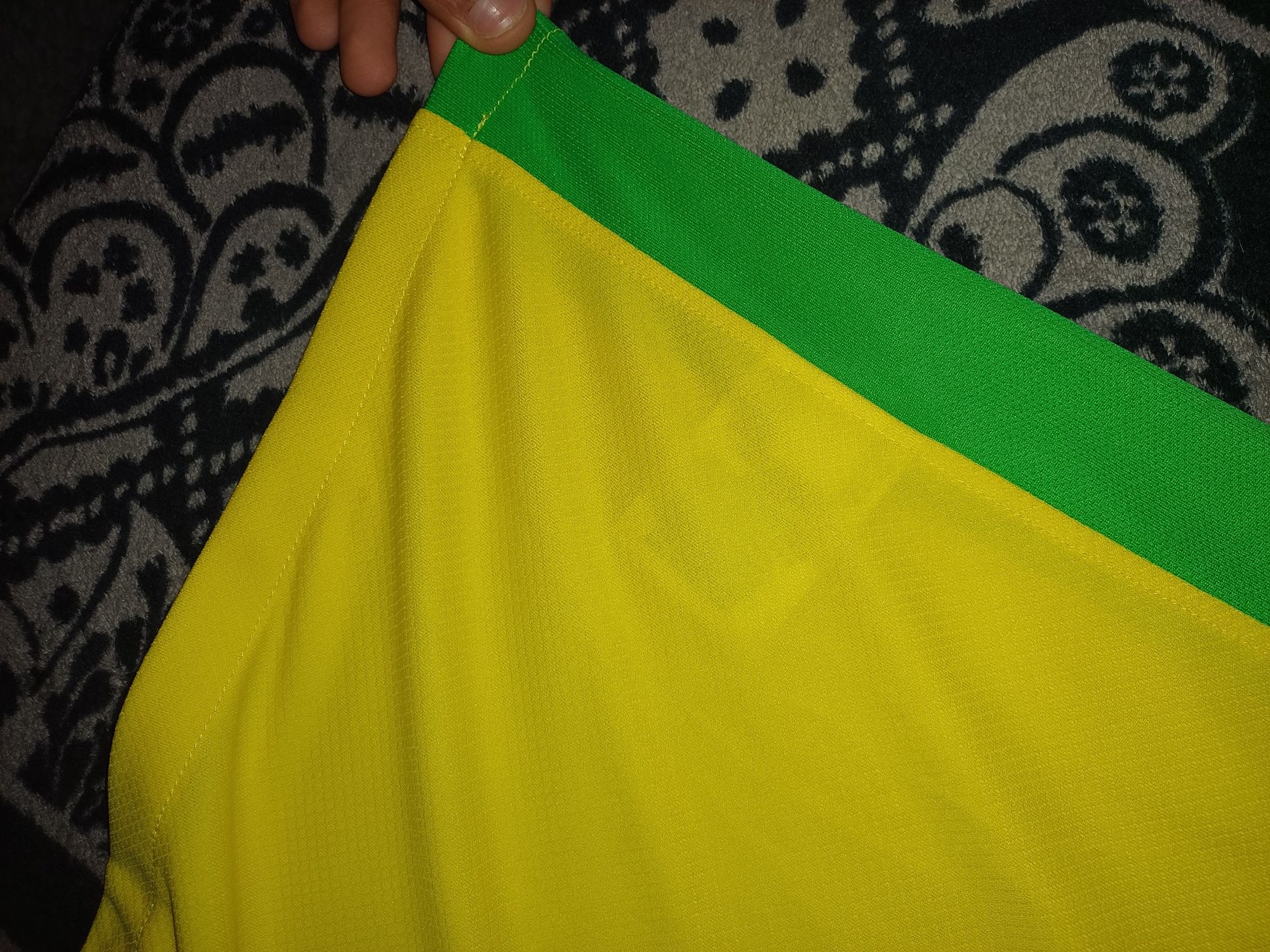 camisola Brasil edição 2025 XL e L