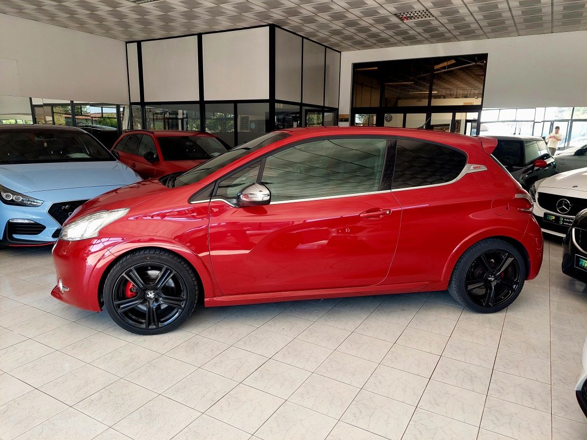 Peugeot 208 GTI 1.6 THP 200CV
