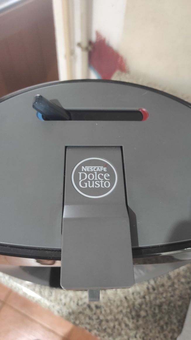 Máquinas de café Delta Q e DolceGusto
