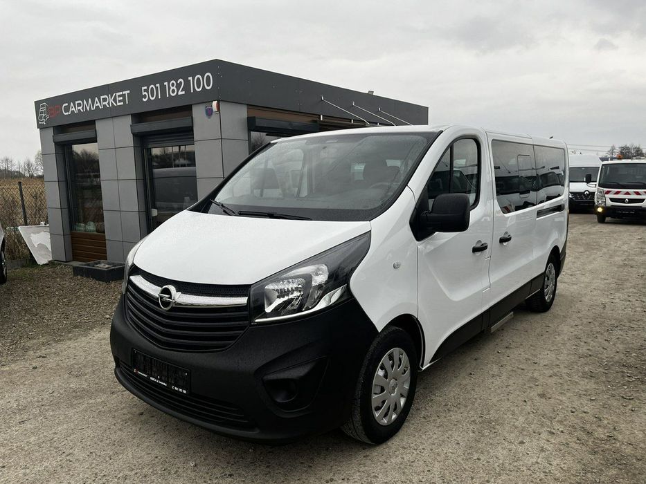 Opel Vivaro Opel Vivaro l2h1 9 osobowy