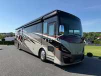 TIFFIN PHAETON XSH  Tiffin Phaeton XSH 2021 8.9L Diesel