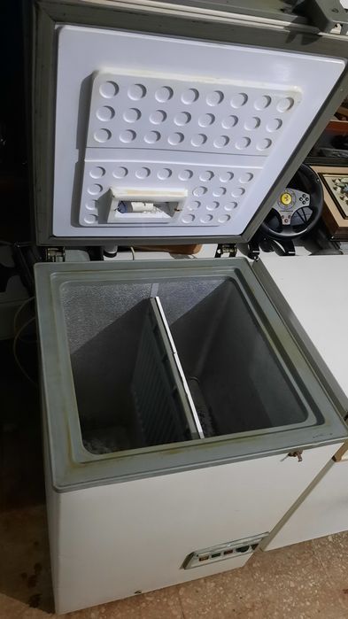 Arca congeladora a funcionar perfeitamente