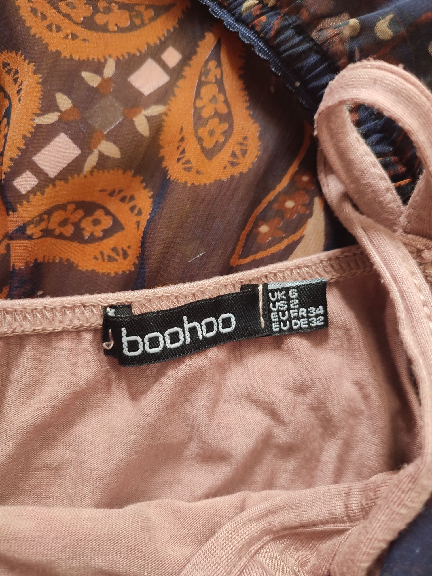 Boohoo sukienka na ramiączkach tuba tiulowa Boho r.S