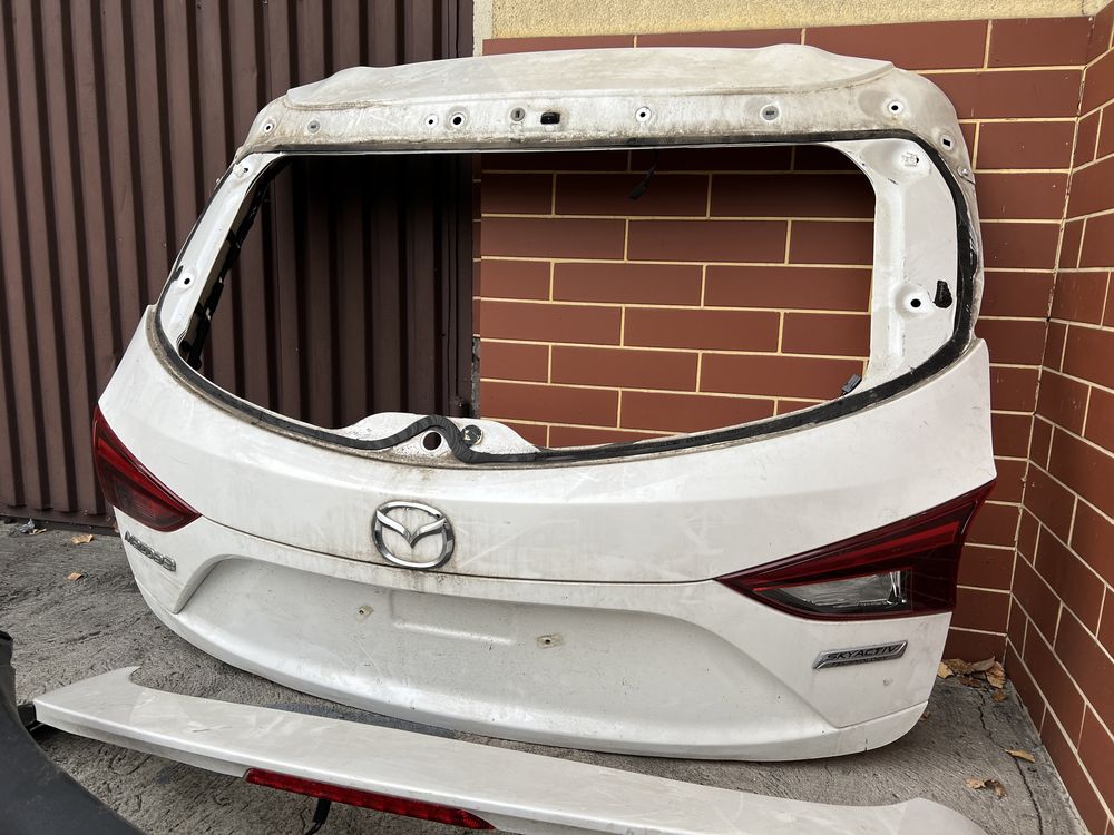 Klapa pokrywa bagażnika Mazda 3 III od 2013