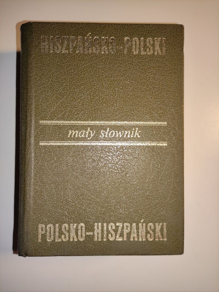 Słowniki hiszpańsko-polskie polsko-hiszpańskie