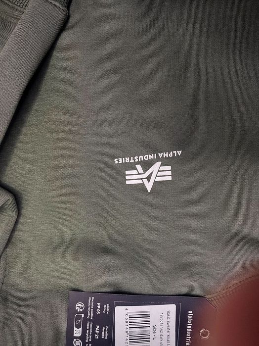 Кофта зимня Alpha Industries зелена оригінал
