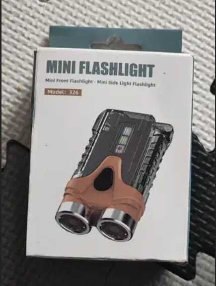 Mini latarka brelok