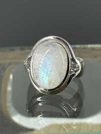 Srebro - Srebrny pierścionek z Kamieniem Księżycowym