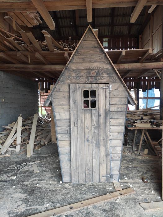 Туалет дерев'яний вуличний дачний