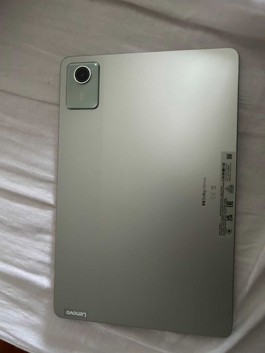 Lenovo Idea Tab 11 128GB com capa teclado e pen