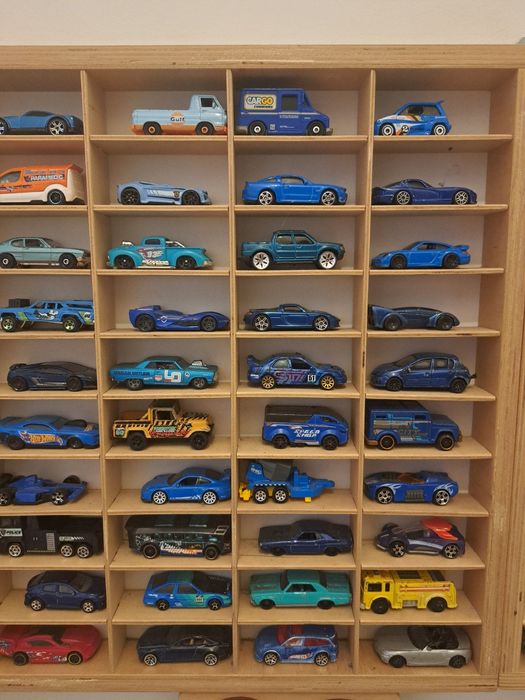 Resoraki do wyboru hot wheels majorette itp