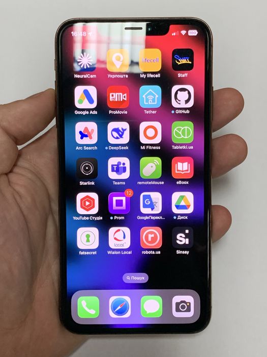 iPhone XS Max 64 R-Sim