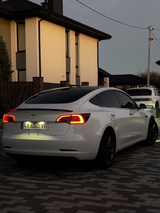 Tesla model 3 2020 Dual motor