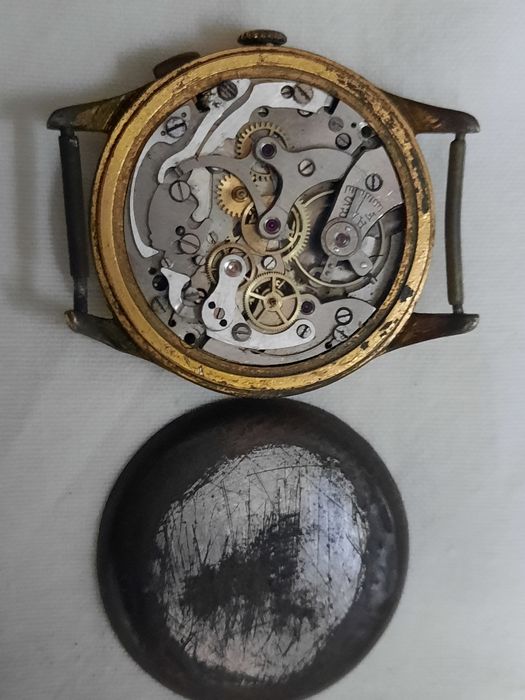 Relógio cornografo "Jolus" a trabalhar