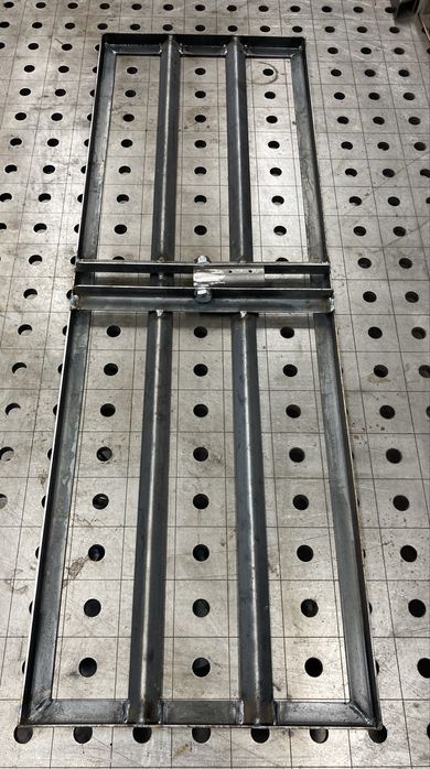 Niwelator terenu ręczny