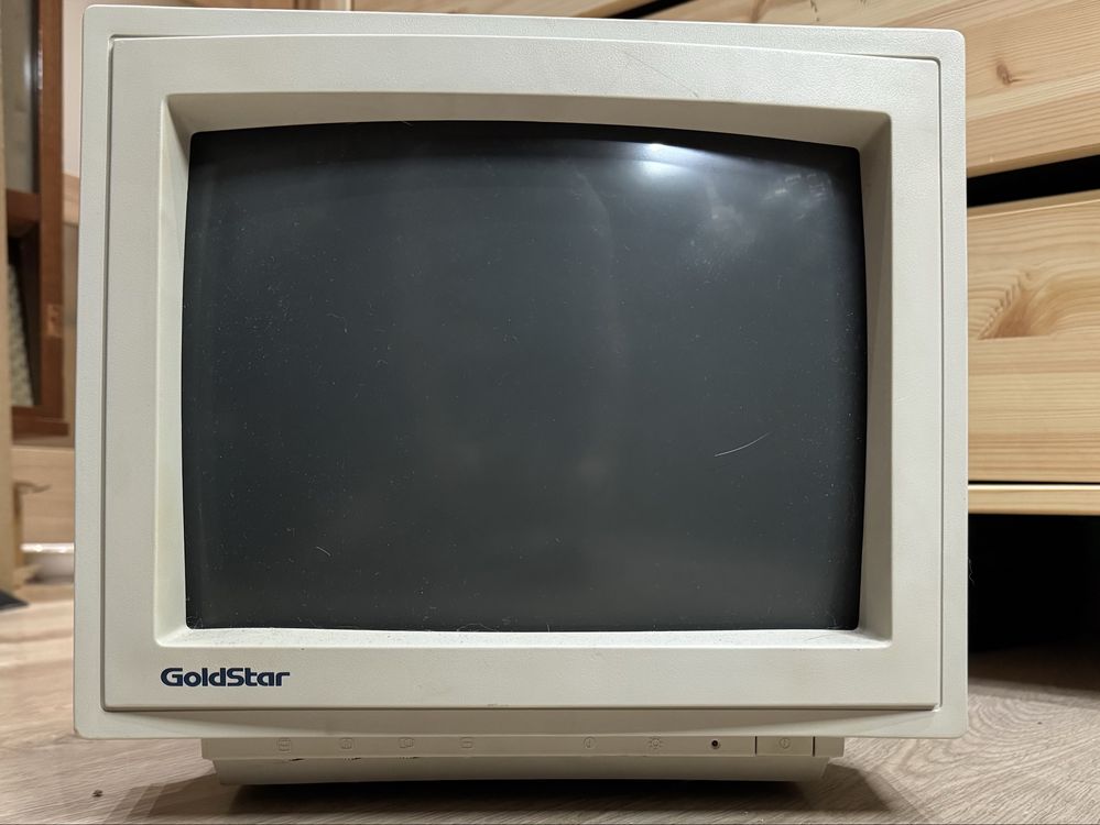 Monitor CRT 13” kineskopowy Goldstar 1460 SVGA retro PC