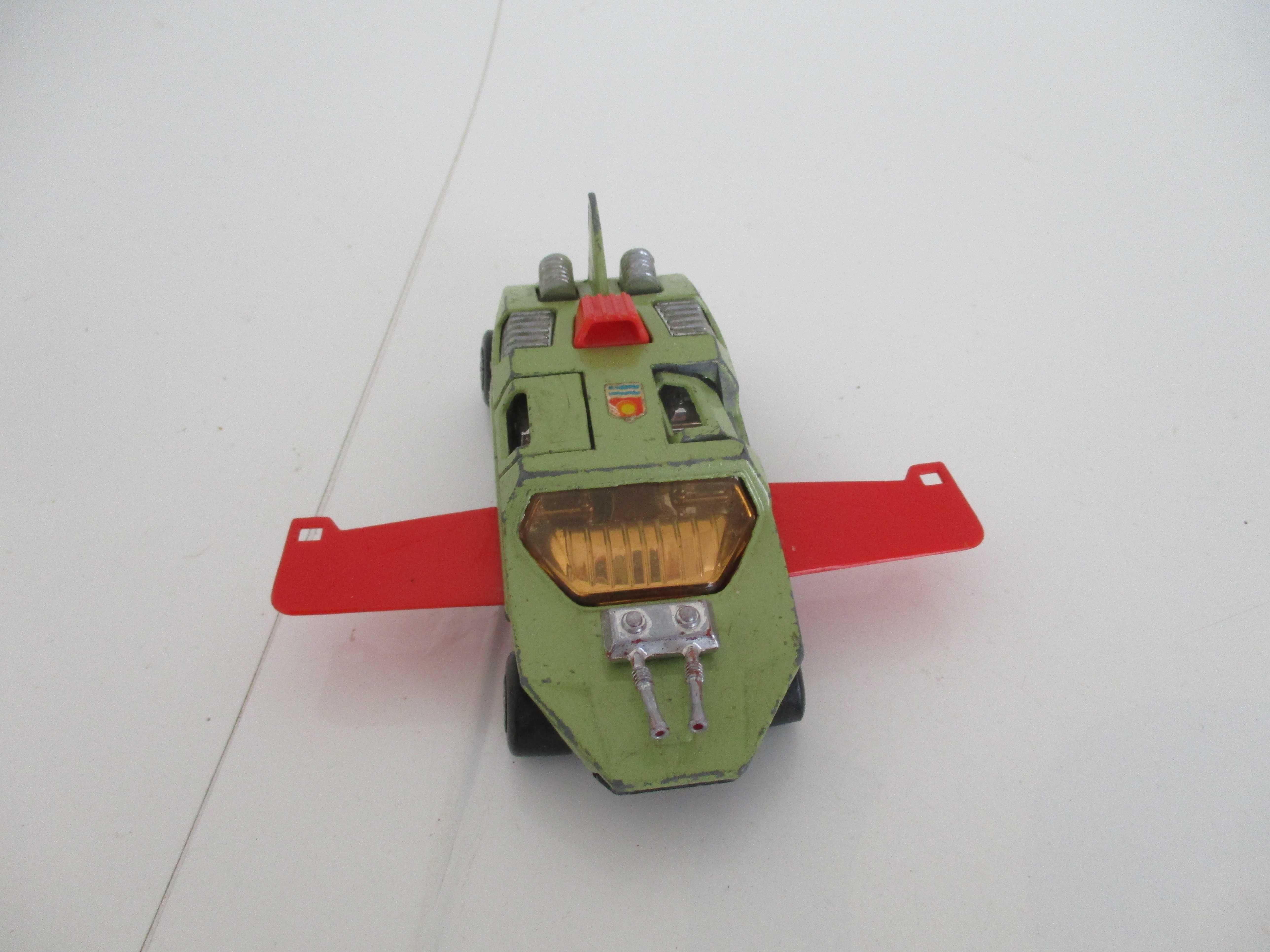 Miniaturas - FLlGHT Hunter K 2002 ano 1977 MATCHBOX