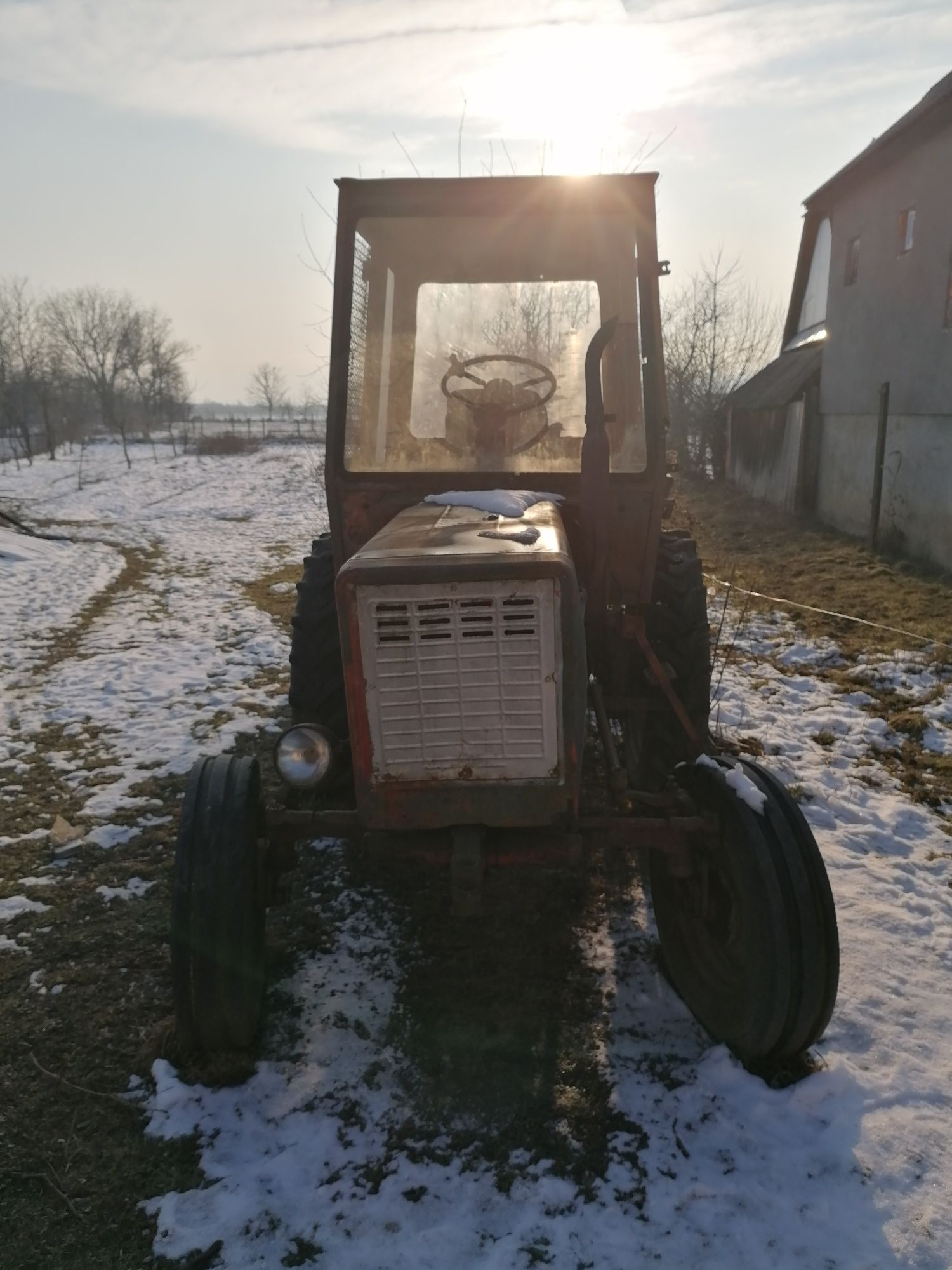 Трактор Т-25,  граблі, коса і прицеп