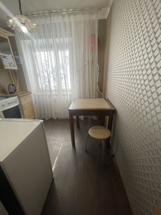 ВІЛЬНА  Центральна 90 однокімнатна