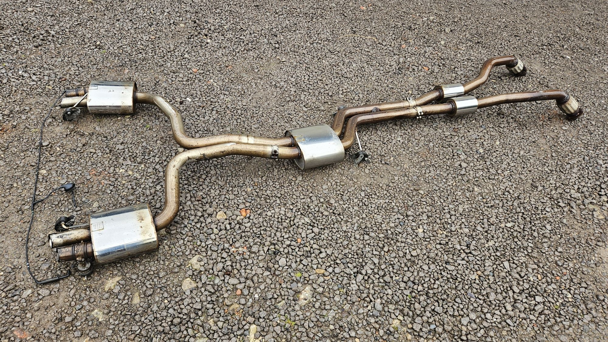 Wydech Tłumnik tłumik  Milltek Audi Rs4 / Rs5 B8 Cat-back Resonated