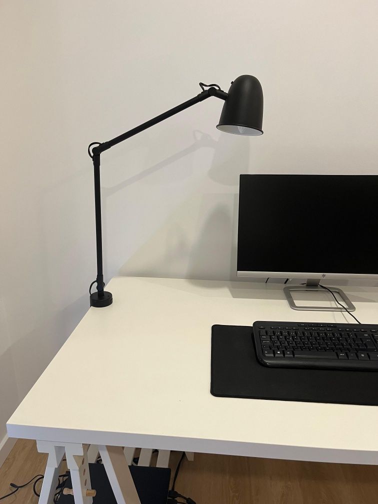 Candeeiro de mesa/parede Skurup da IKEA