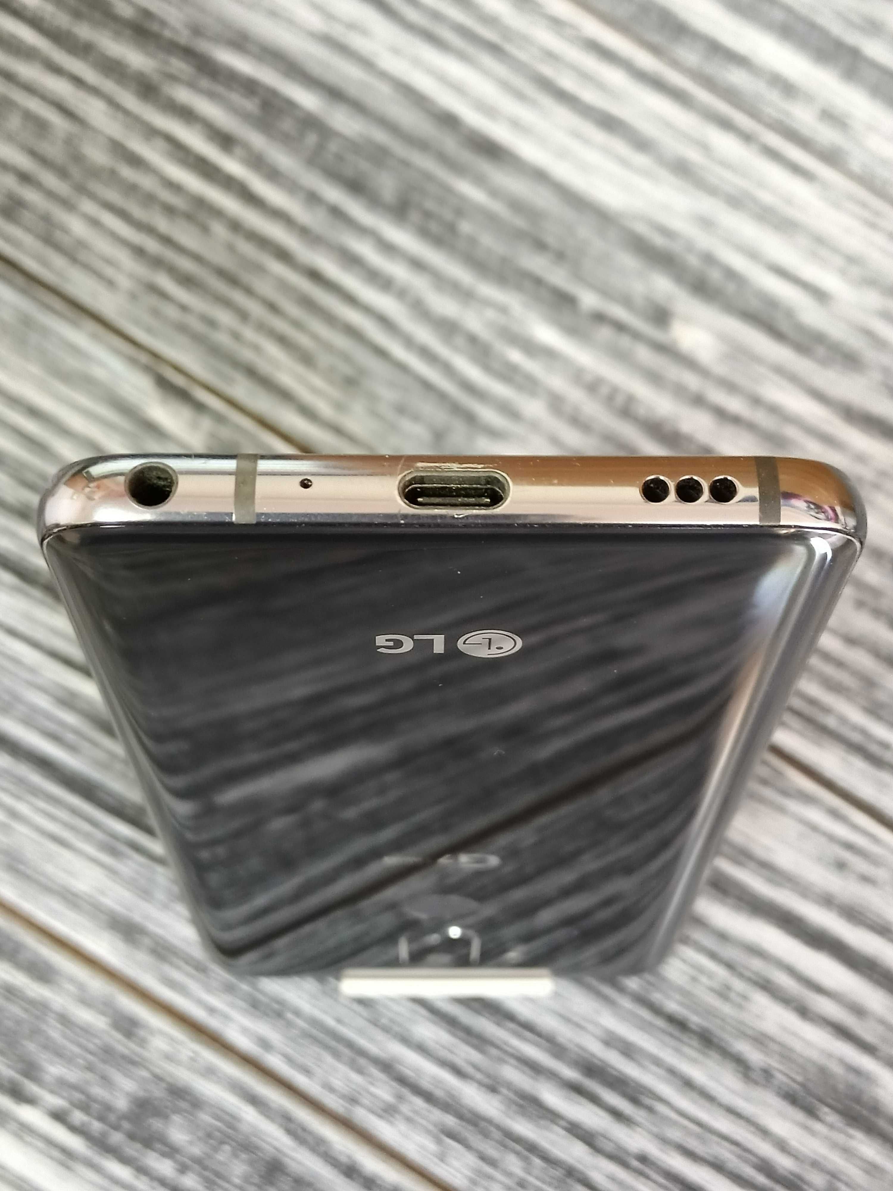 Смартфон LG G7 ThinQ 64 Gb (35072) Уцінка