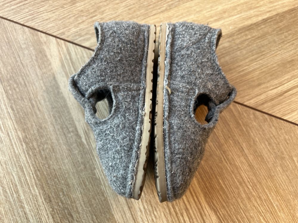 Froddo Barefoot Kapcie Flexy Gray 100% wełna stan bardzo dobry r. 23
