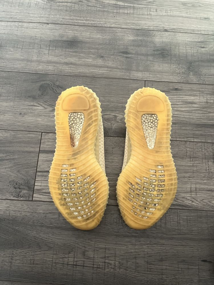 Yezzy bost 42,5/43 розмір