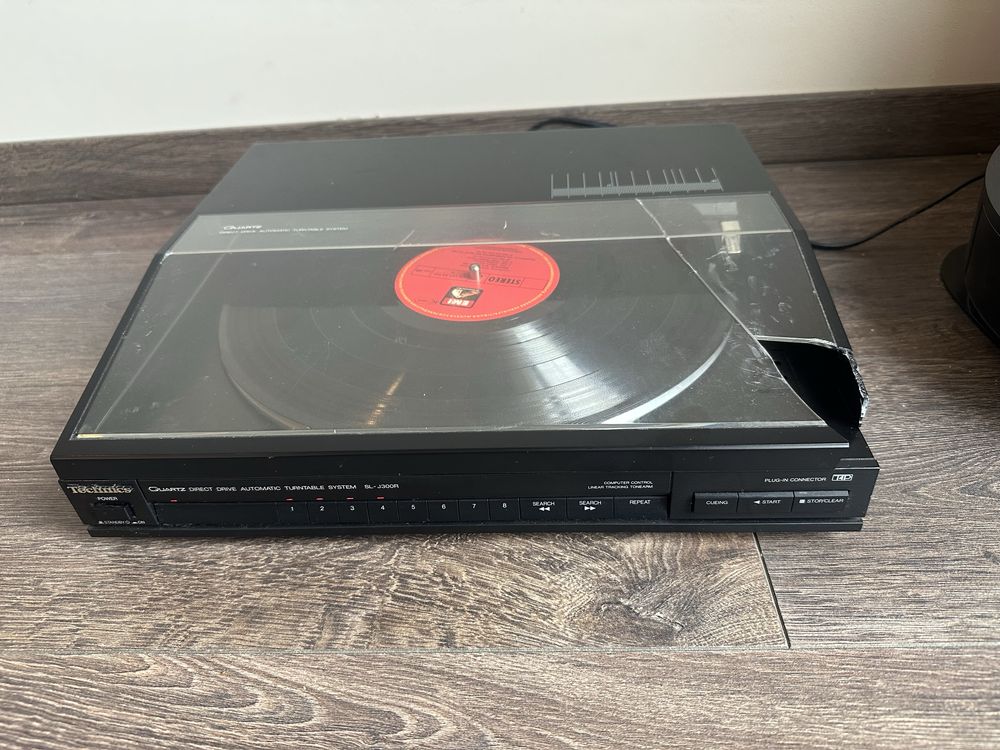 Gramofon Technics SL-J300r
