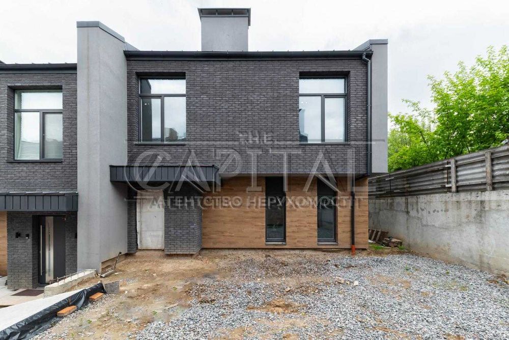 Продаж таунхауса Київ вулиця Деміївська рядом ЦЕНТР